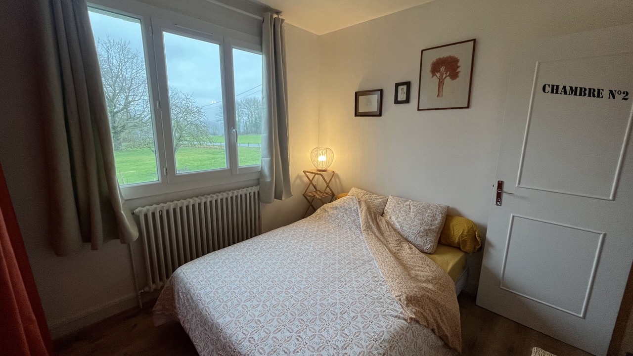 Photo of Bedroom in Saint-Remy-la-Vanne
