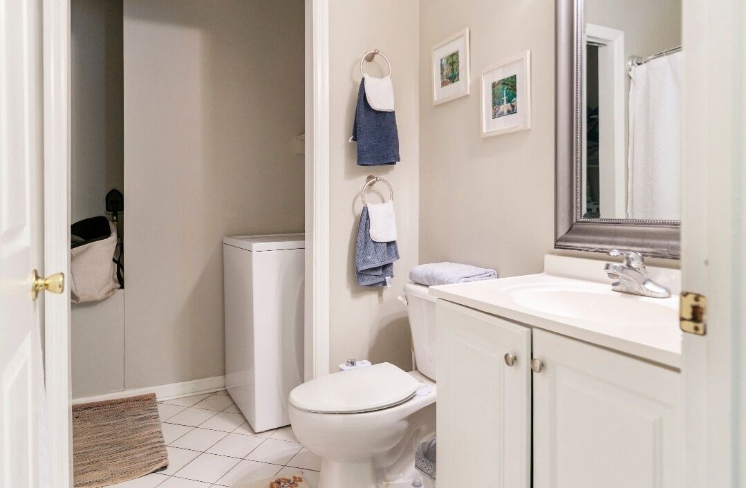 Photo of Bathroom in Cuyler - Brownsville
