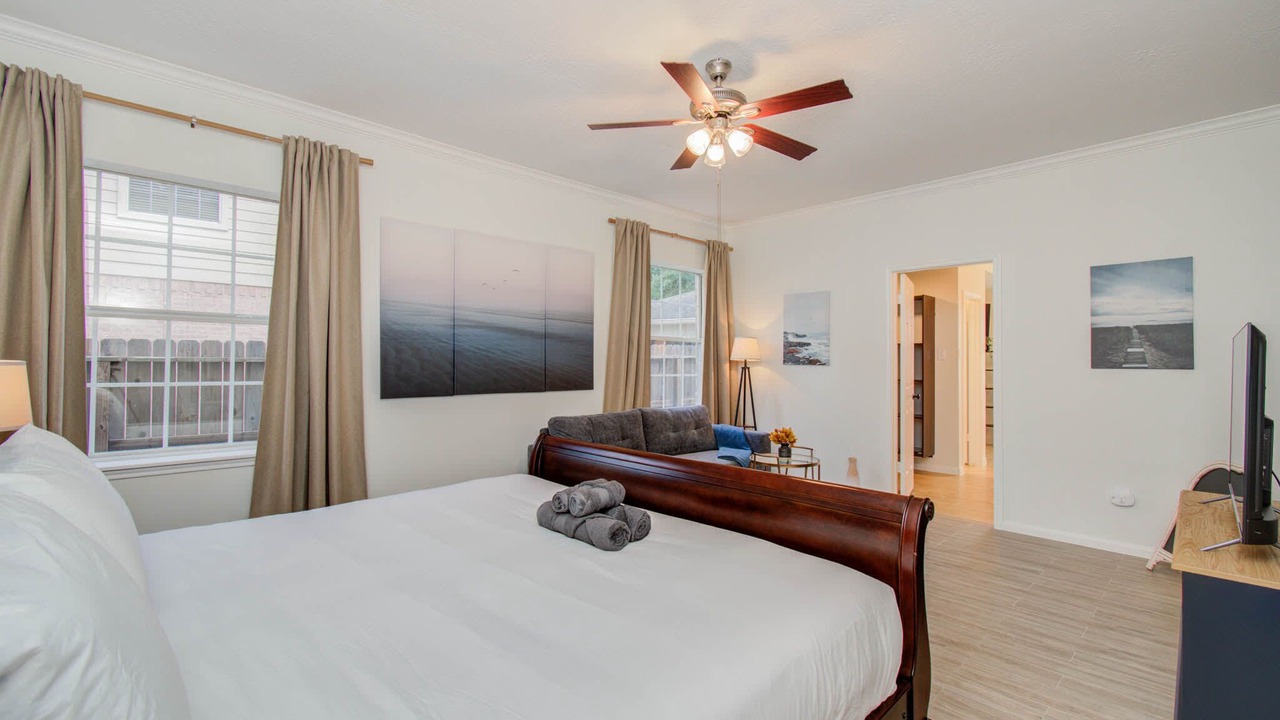 Photo of Bedroom in Cypress