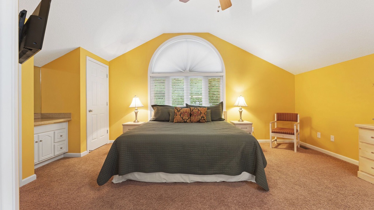Photo of Bedroom in Grand Rivers