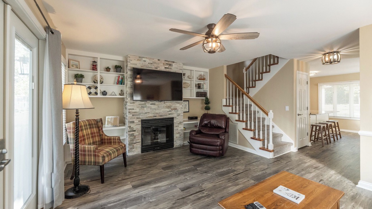 Photo of Livingroom in Grand Rivers