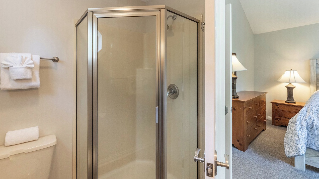 Photo of Bathroom in Grand Rivers