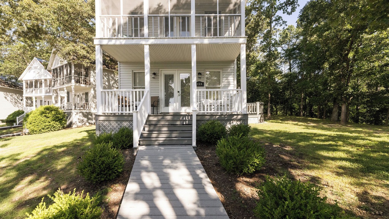 Photo of Outdoor in Grand Rivers