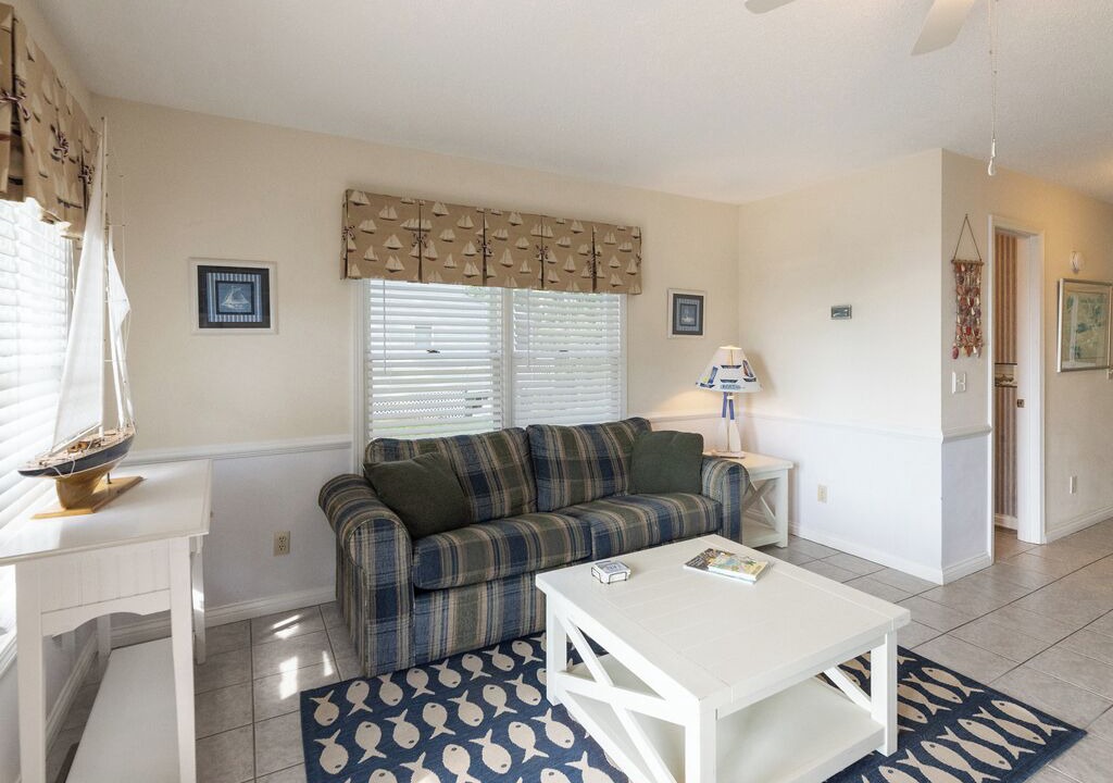 Photo of Livingroom in Grand Rivers