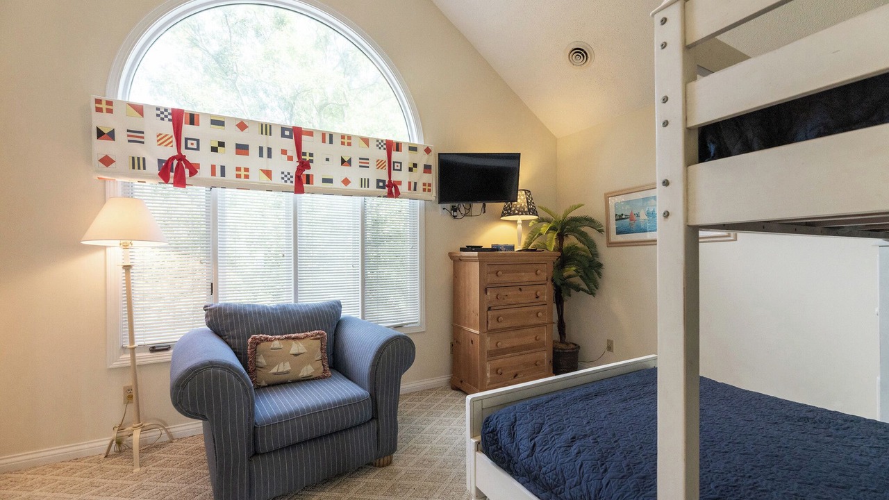 Photo of Bedroom in Grand Rivers