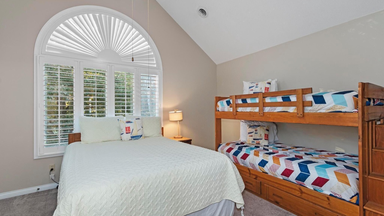 Photo of Bedroom in Grand Rivers