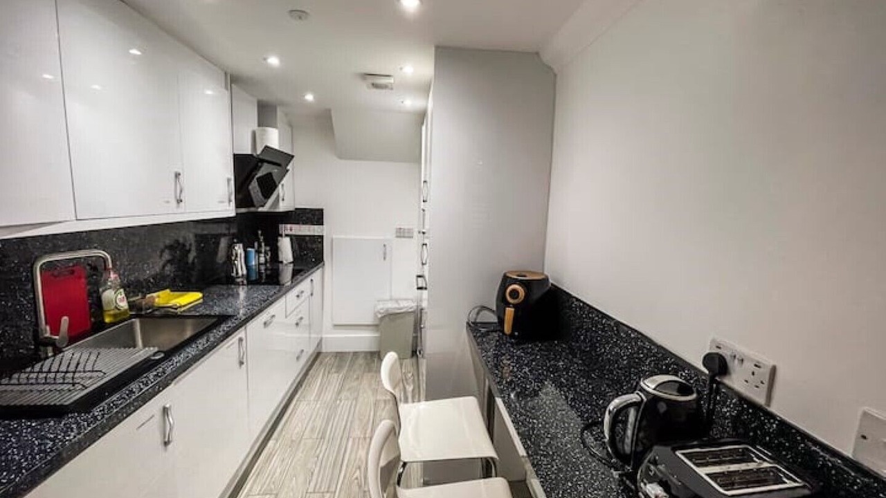 Photo of Kitchen in Highbury West