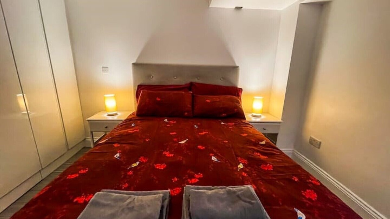 Photo of Bedroom in Highbury West