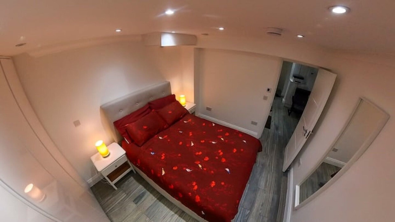 Photo of Bedroom in Highbury West