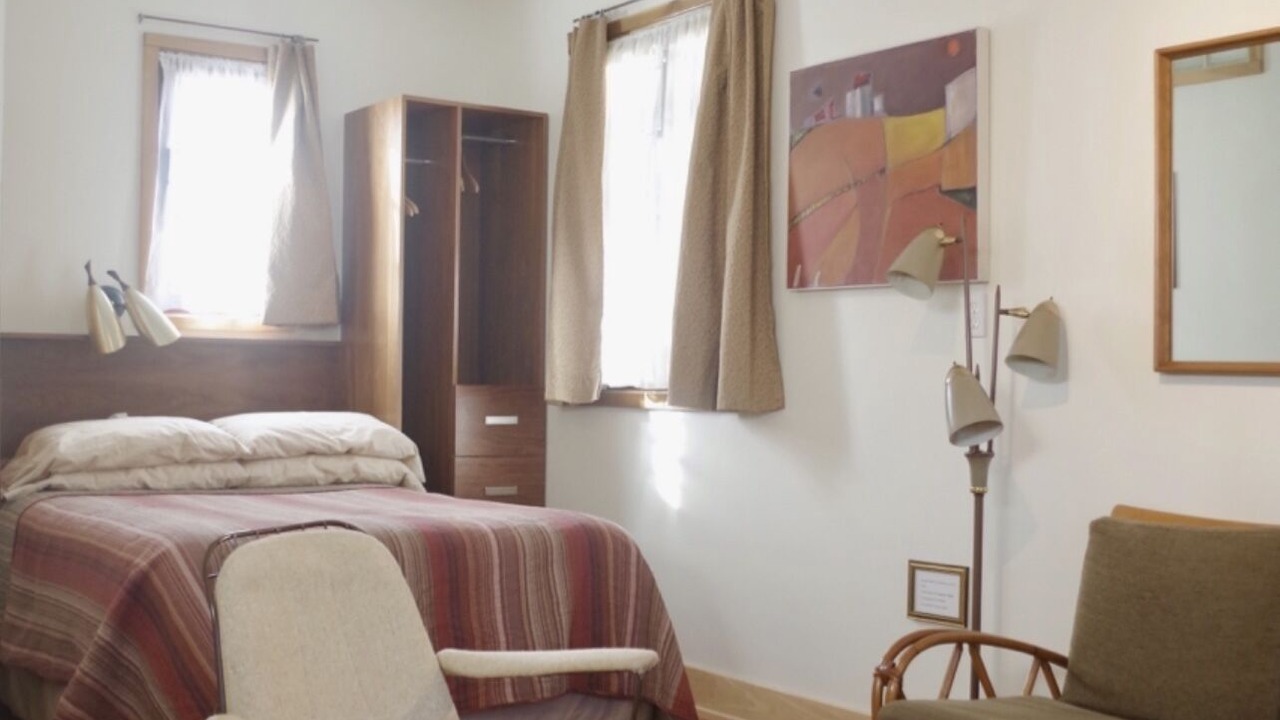 Photo of Bedroom in Albemarle Park