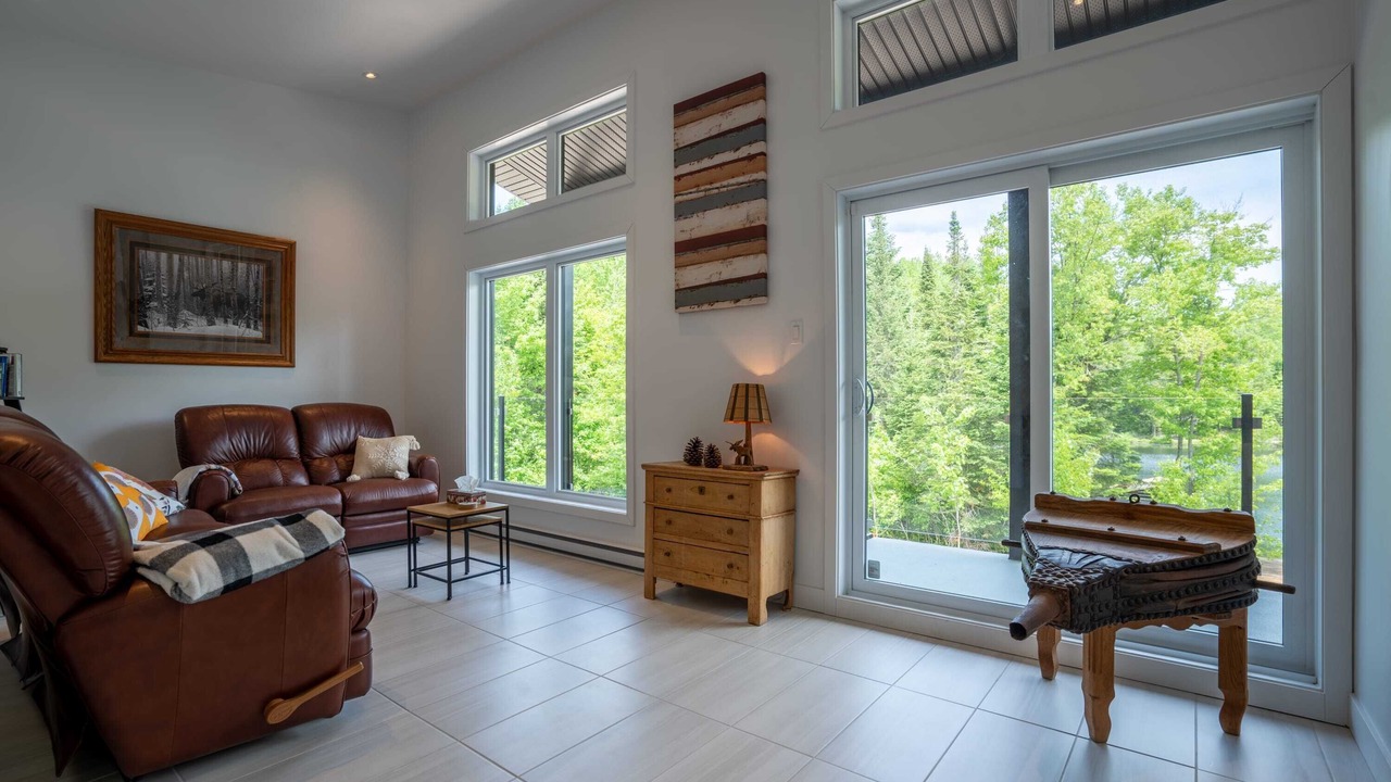 Photo of Livingroom in Saint-Alexis-des-Monts