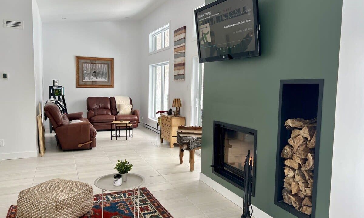 Photo of Livingroom in Saint-Alexis-des-Monts