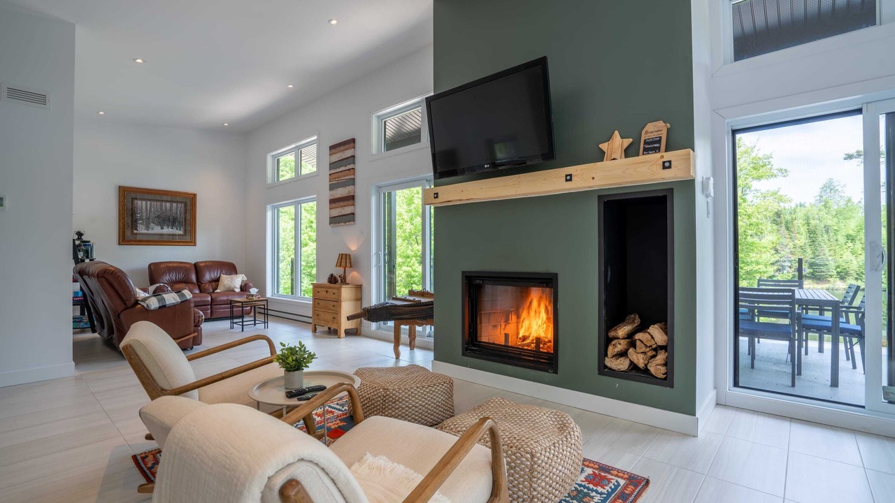 Photo of Livingroom in Saint-Alexis-des-Monts
