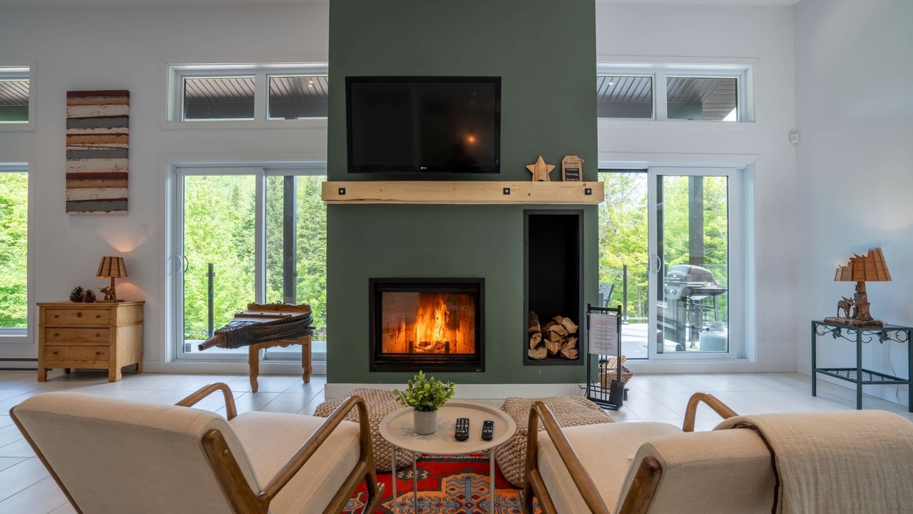 Photo of Livingroom in Saint-Alexis-des-Monts