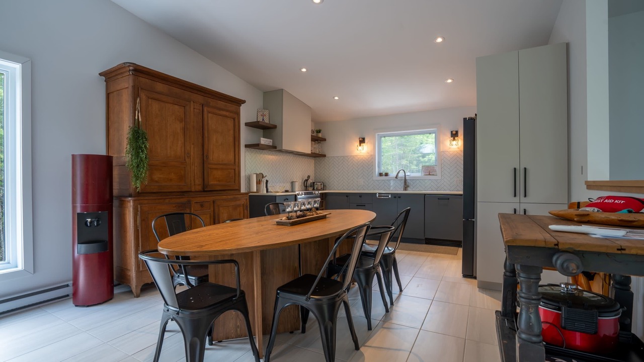 Photo of Kitchen in Saint-Alexis-des-Monts