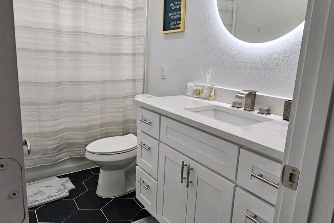 Photo of Bathroom in West Dallas