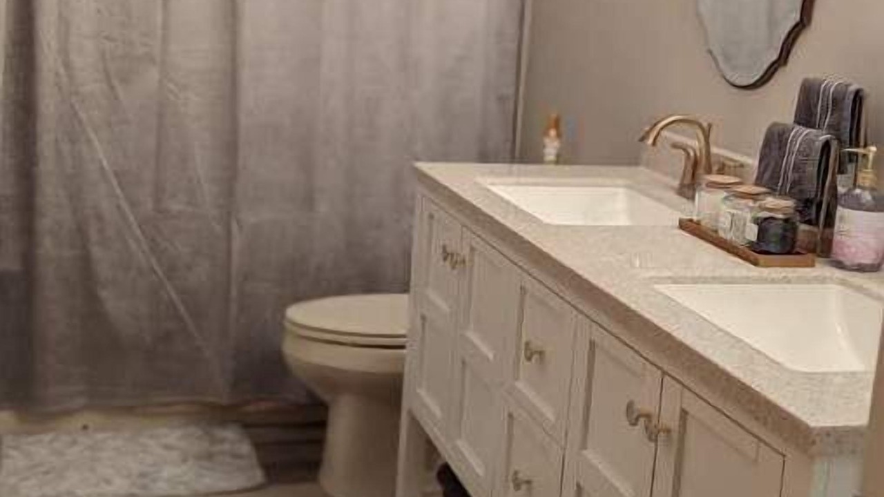 Photo of Bathroom in Bartlett