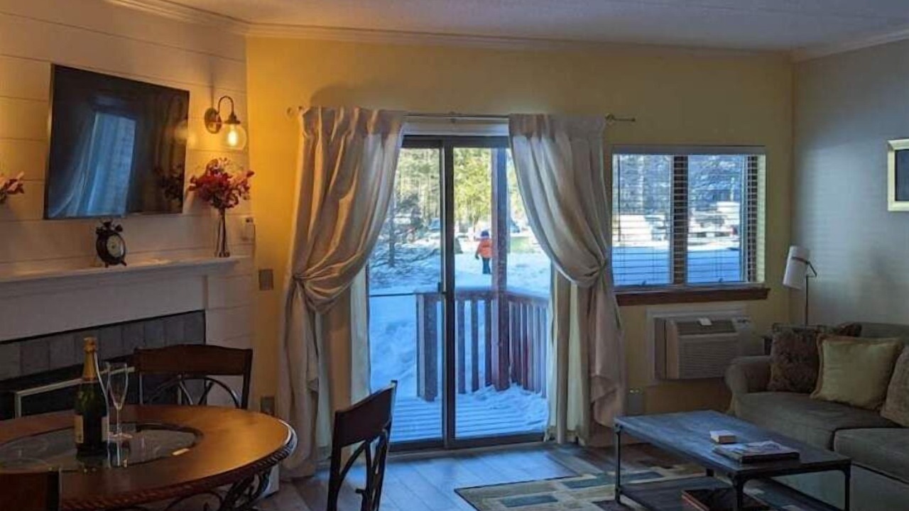 Photo of Livingroom in Bartlett