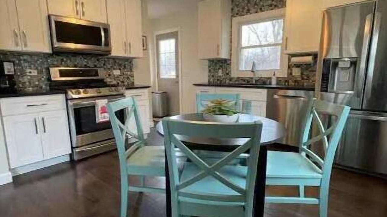 Photo of Kitchen in Paddock Lake