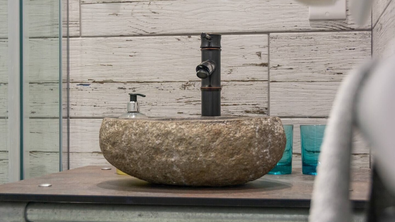 Photo of Bathroom in Swalecliffe