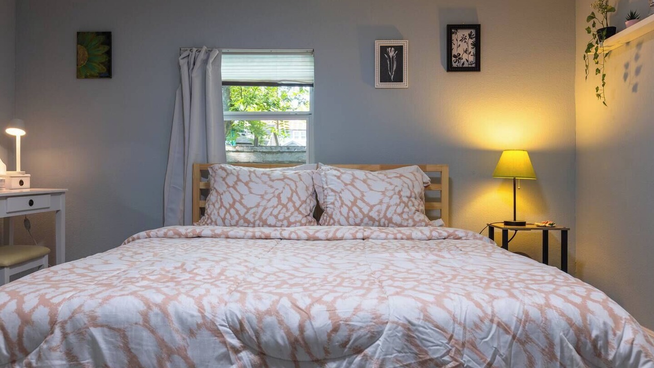Photo of Bedroom in Holly