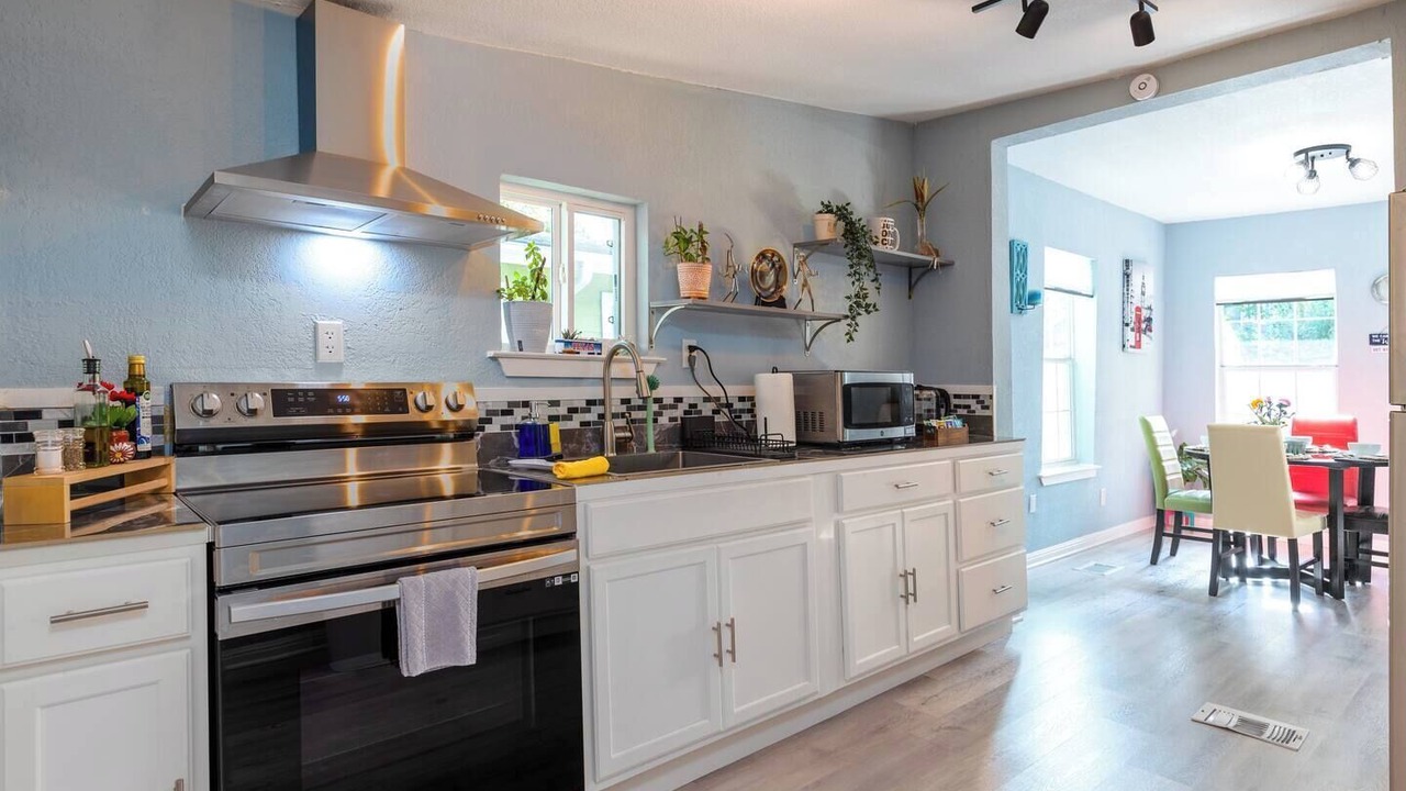 Photo of Kitchen in Holly