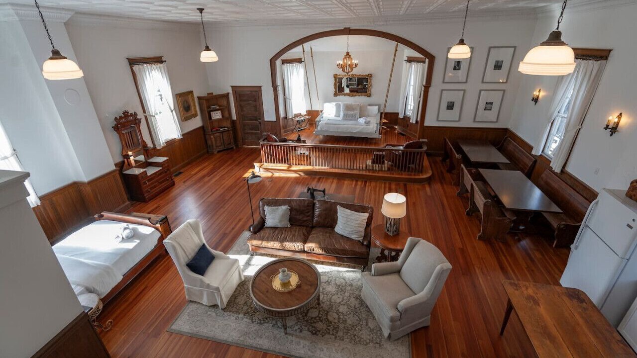 Photo of Bedroom in Goode
