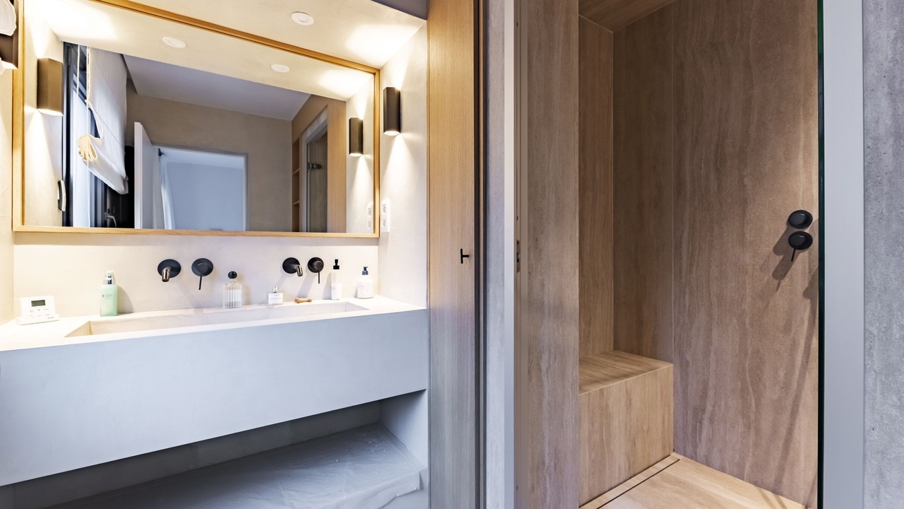 Photo of Bathroom in Neuilly-sur-Seine