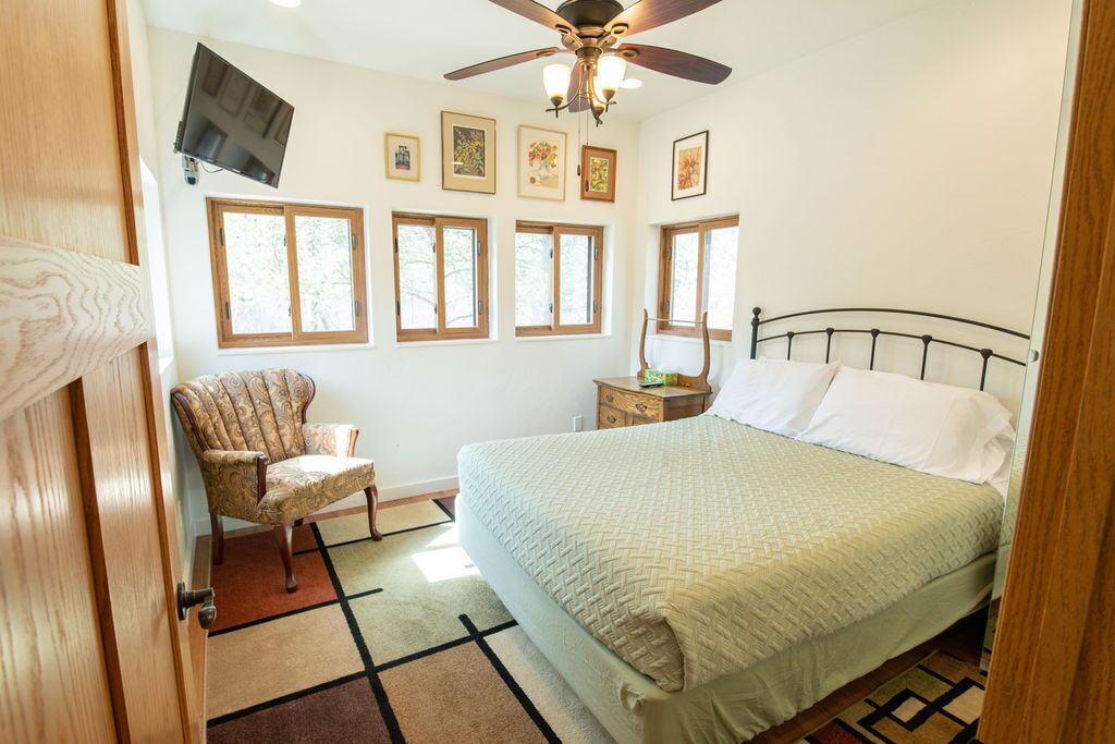 Photo of Bedroom in Nekoosa