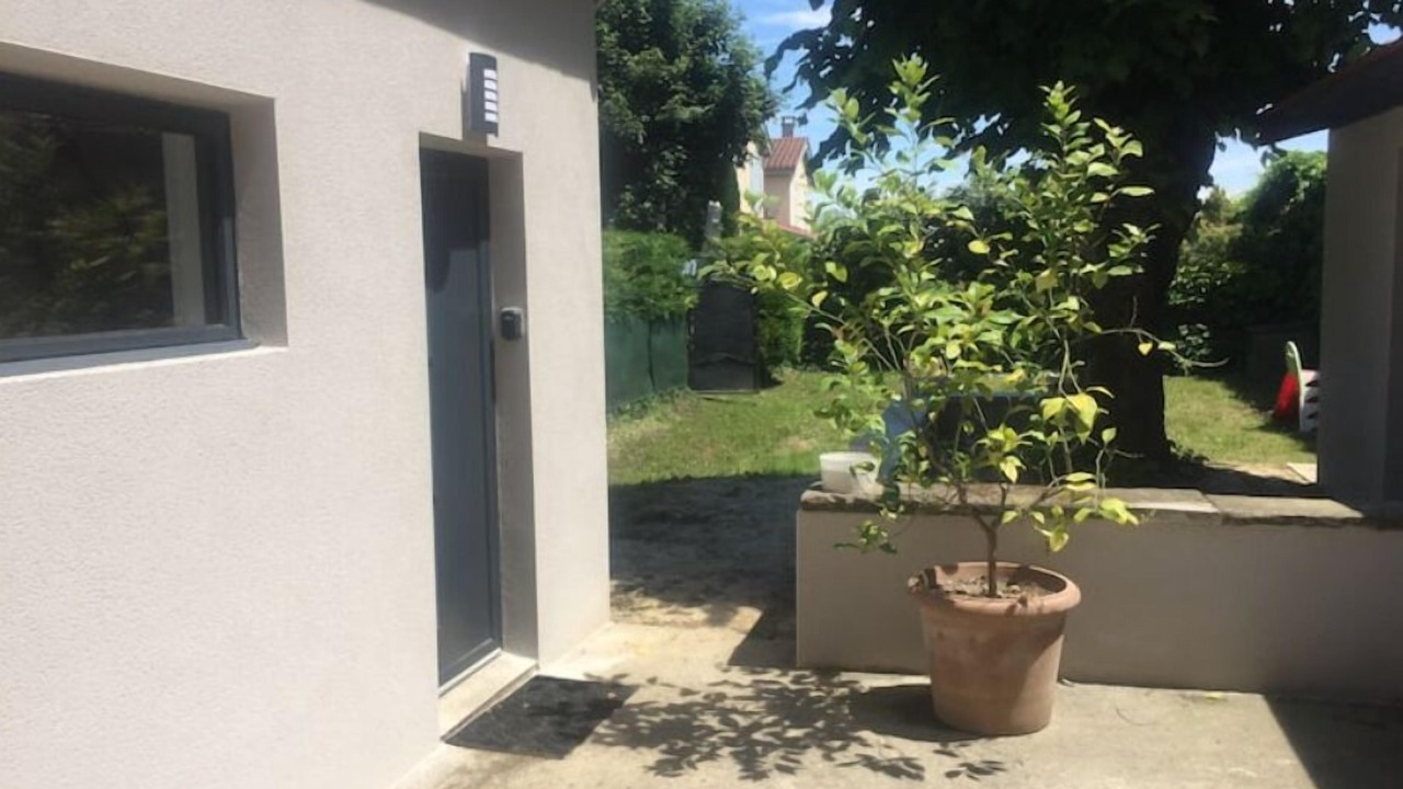 Photo of Outdoor in Saint-Symphorien-d'Ozon