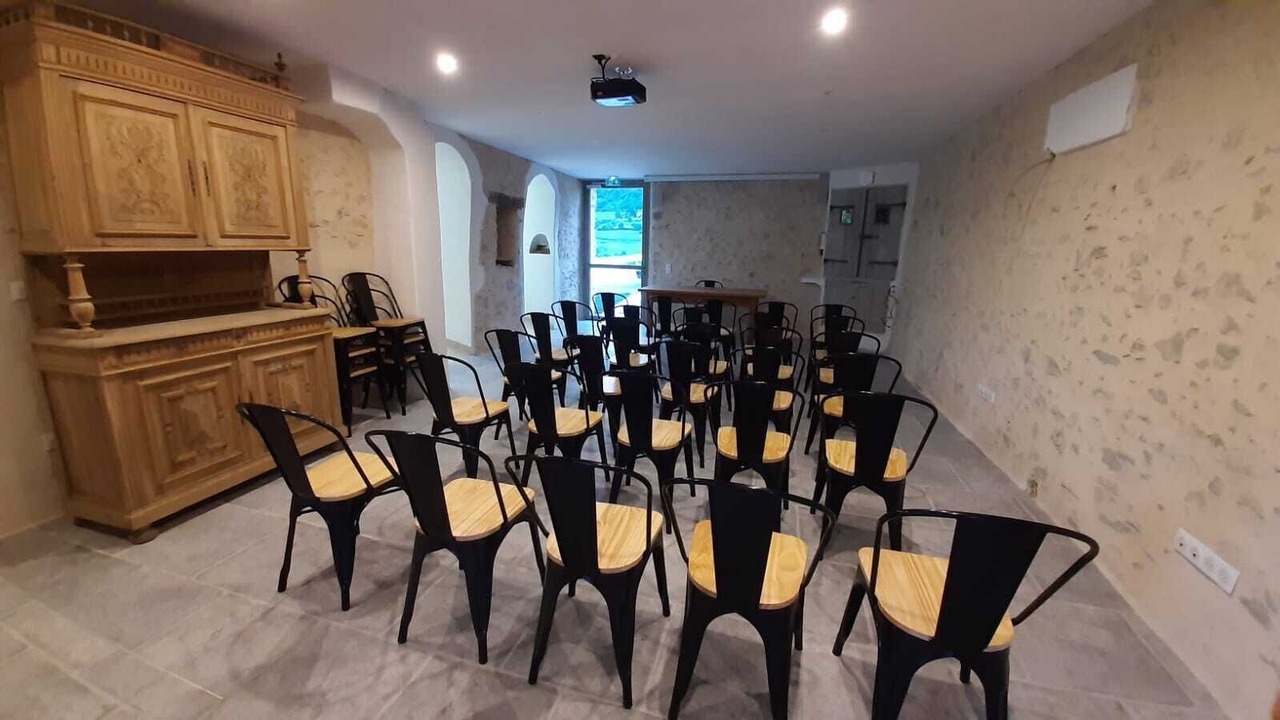Photo of Others in La Rochegiron