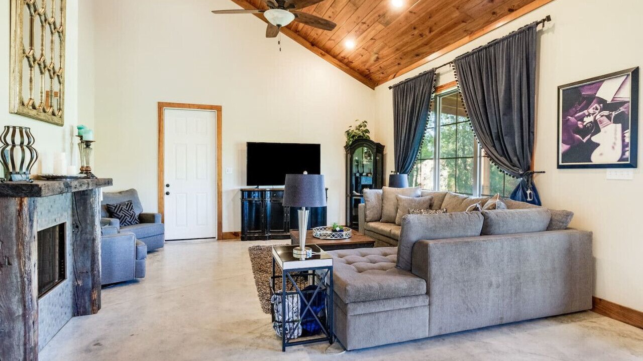 Photo of Bedroom in Milton
