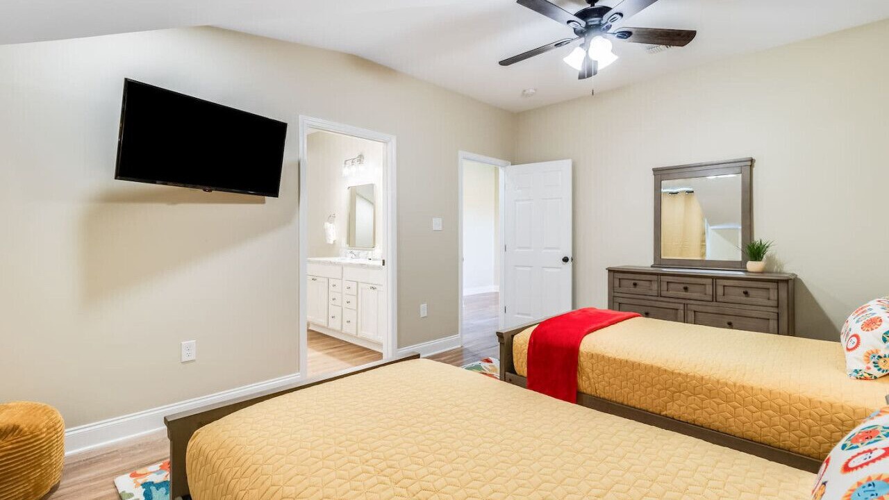 Photo of Bedroom in Milton