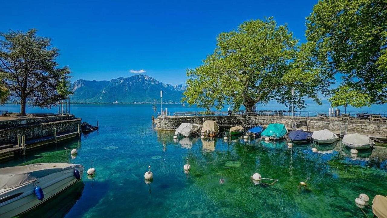Photo of Others in Montreux
