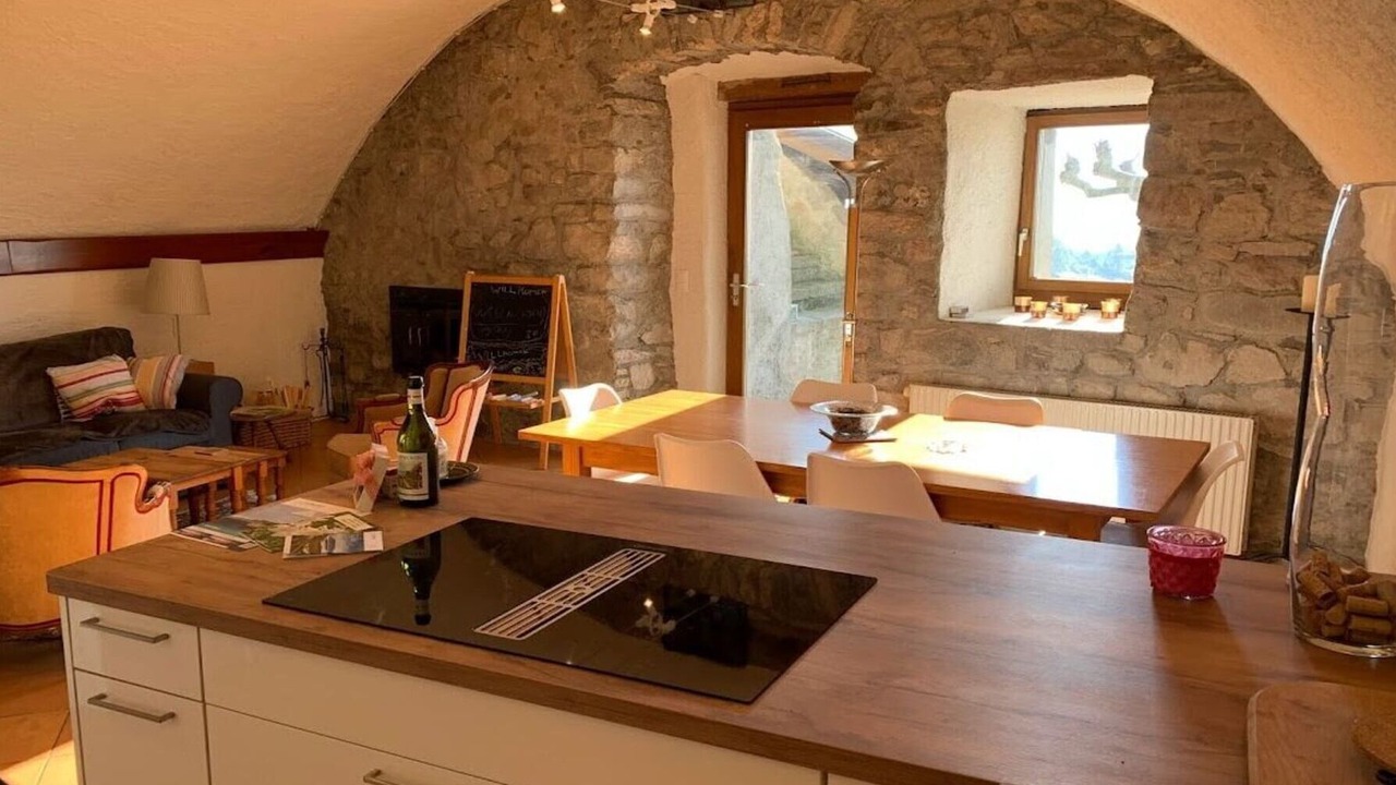 Photo of Livingroom in Montreux