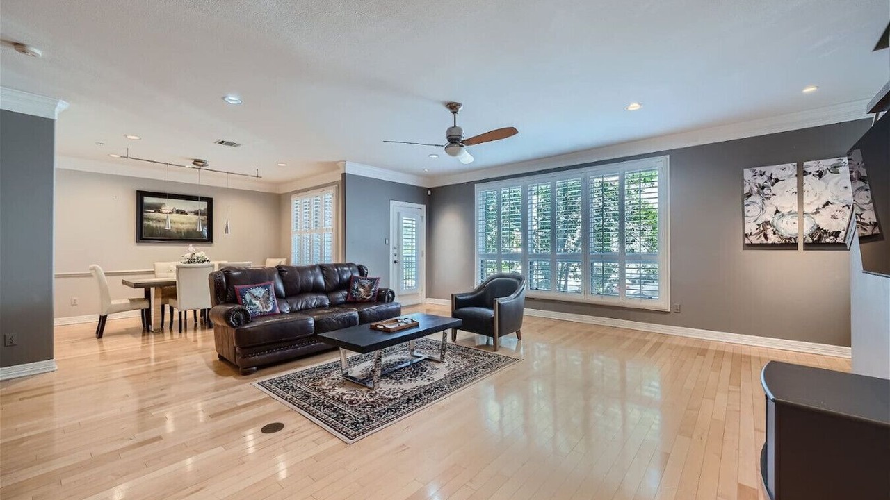 Photo of Livingroom in West Campus