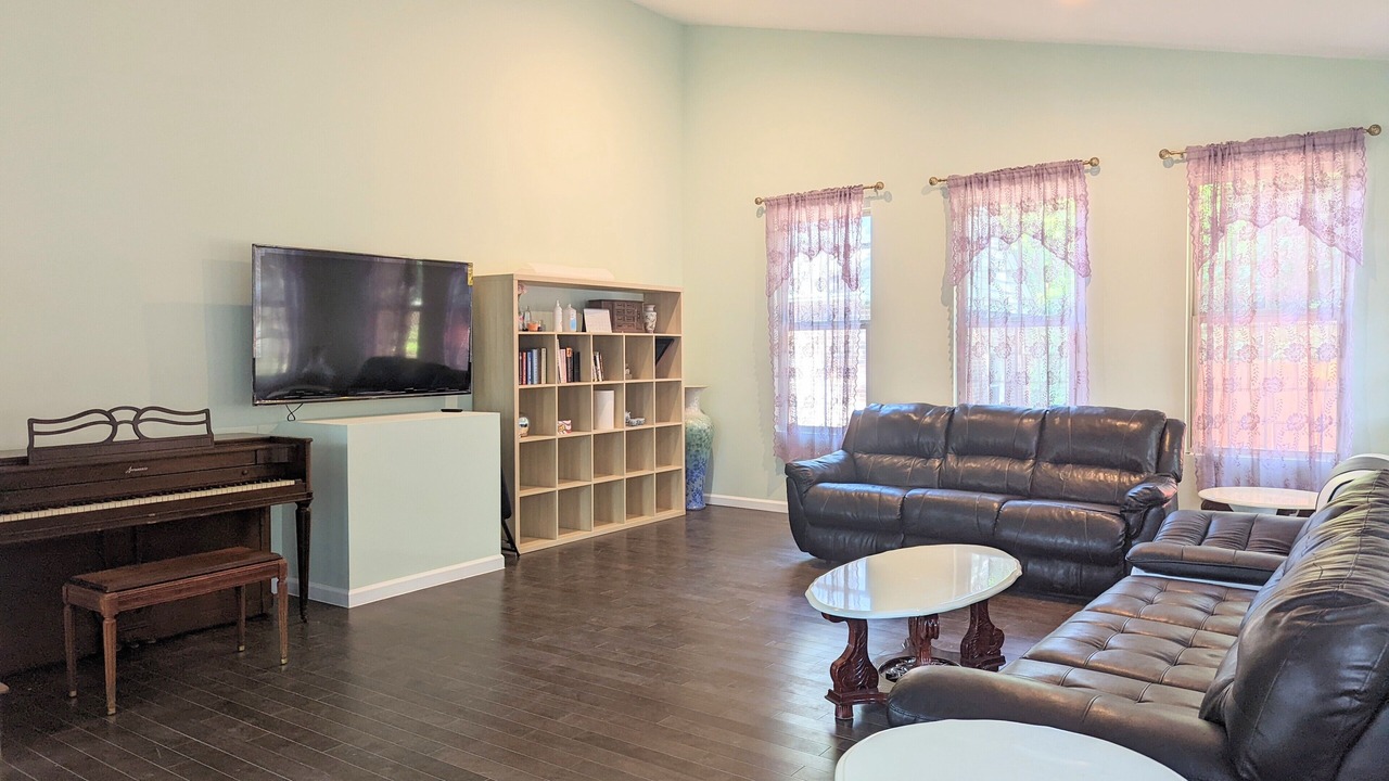 Photo of Livingroom in Langdon