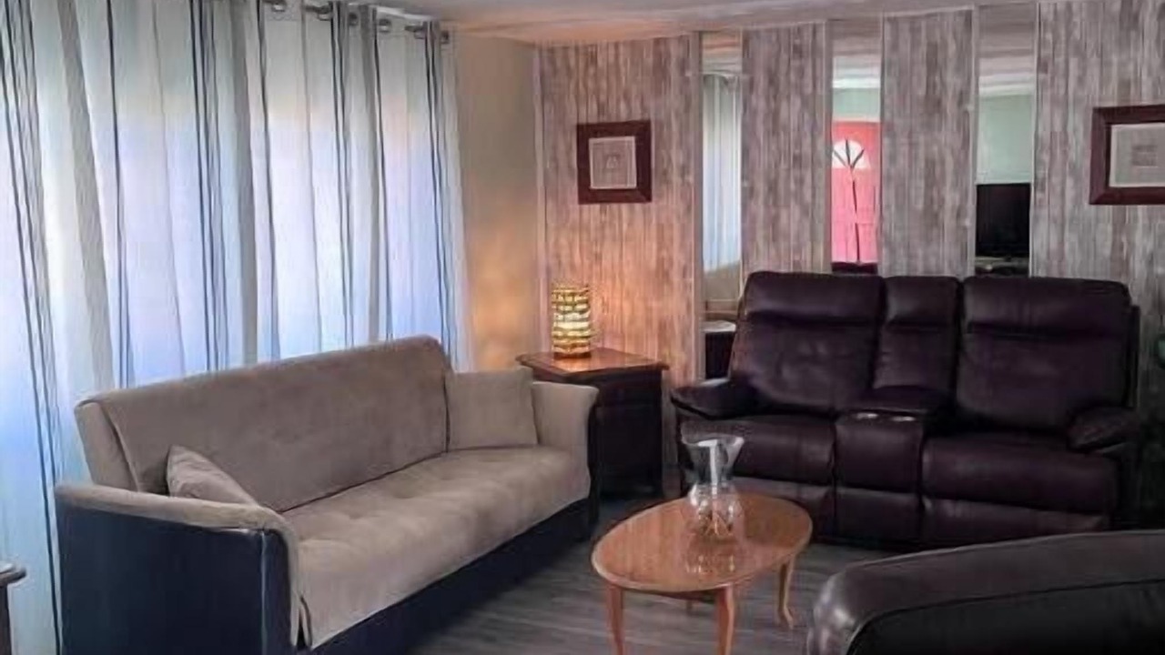 Photo of Livingroom in Astor