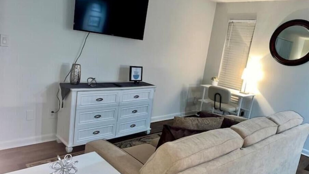 Photo of Livingroom in Huntsville