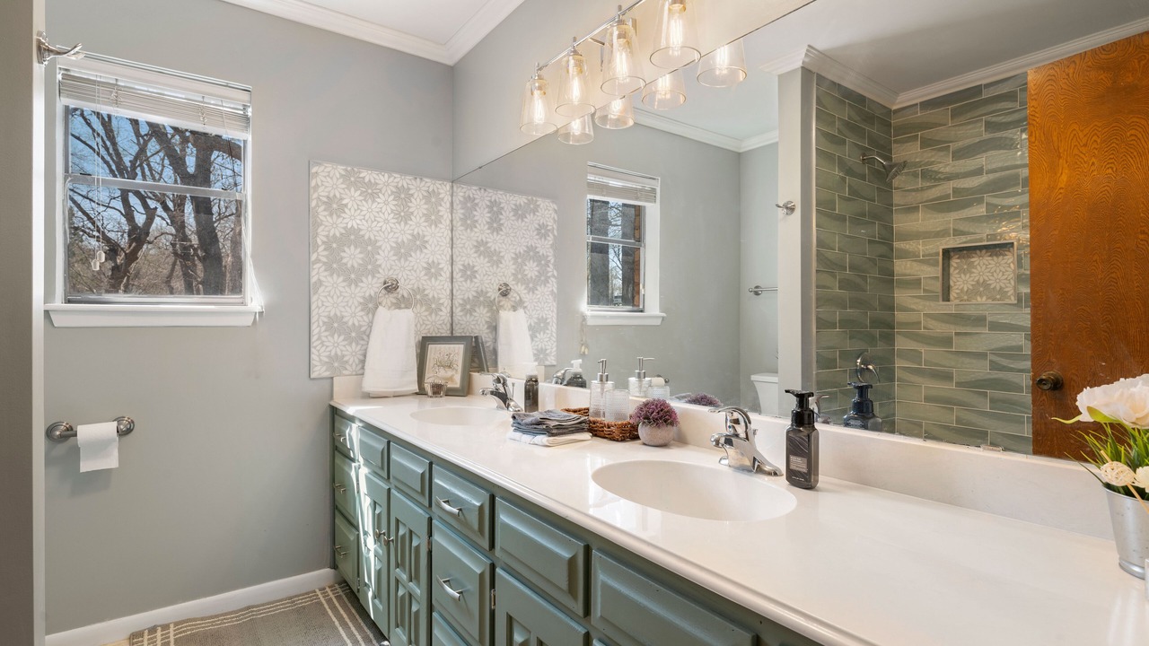 Photo of Bathroom in Denison