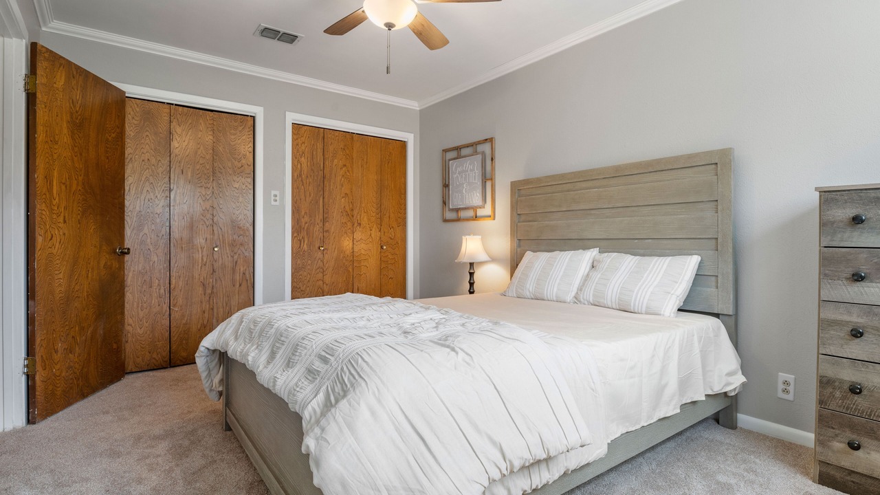 Photo of Bedroom in Denison