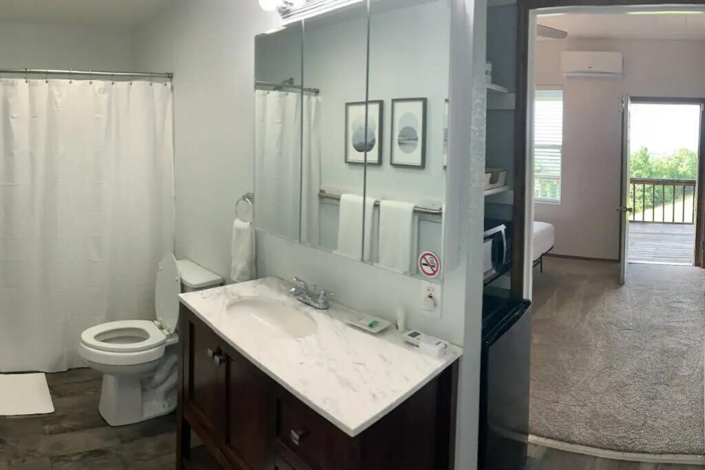 Photo of Bathroom in Ponce De Leon