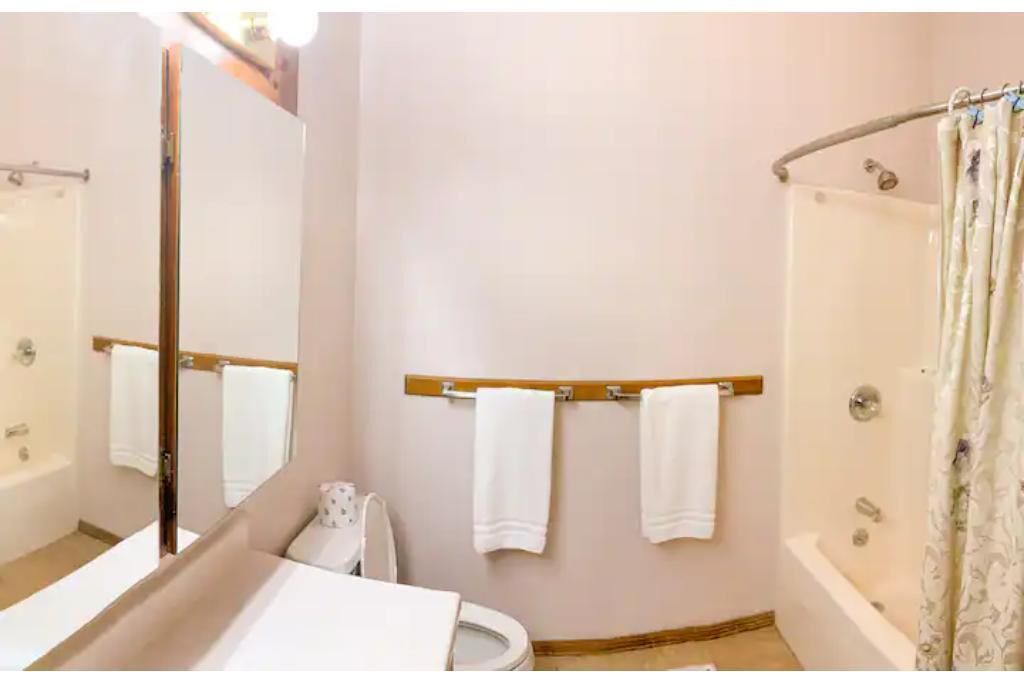 Photo of Bathroom in Ponce De Leon
