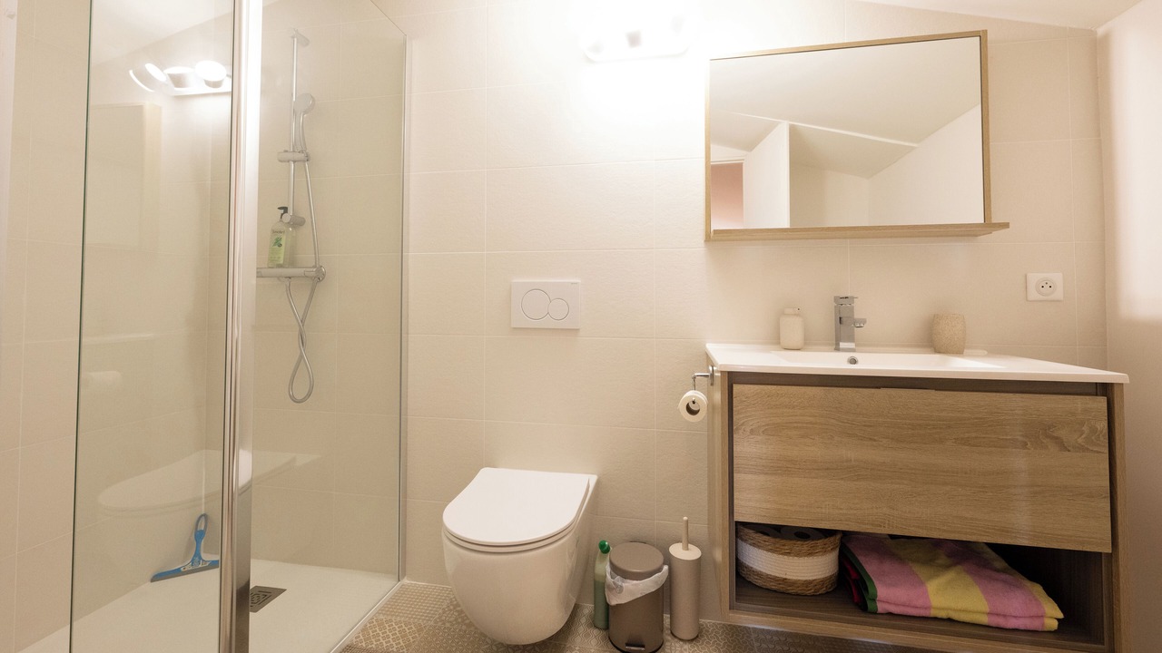 Photo of Bathroom in Pompignan