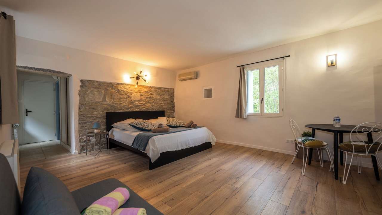 Photo of Bedroom in Pompignan