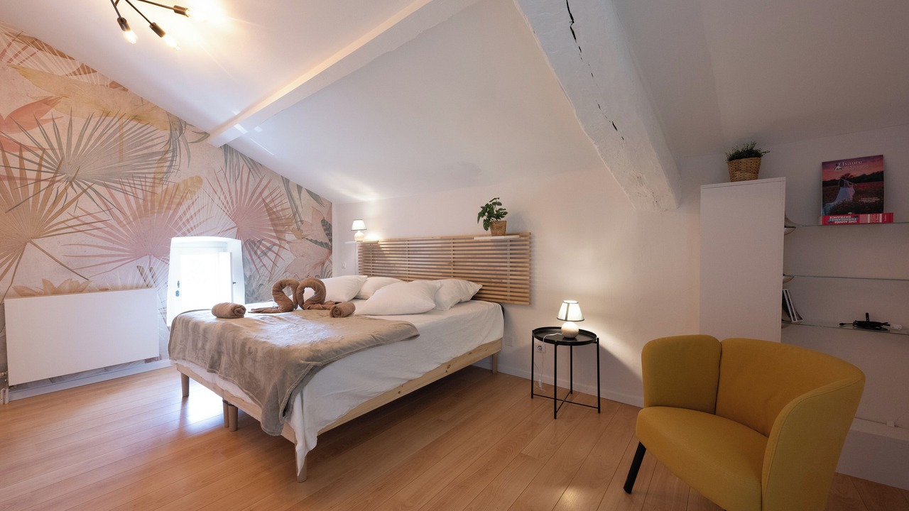 Photo of Bedroom in Pompignan