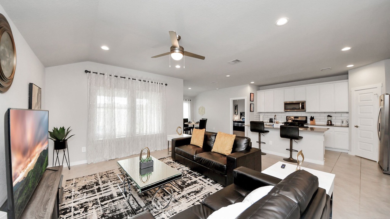 Photo of Livingroom in Fulshear