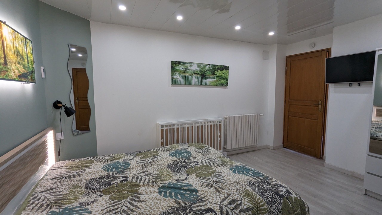 Photo of Bedroom in Previnquieres