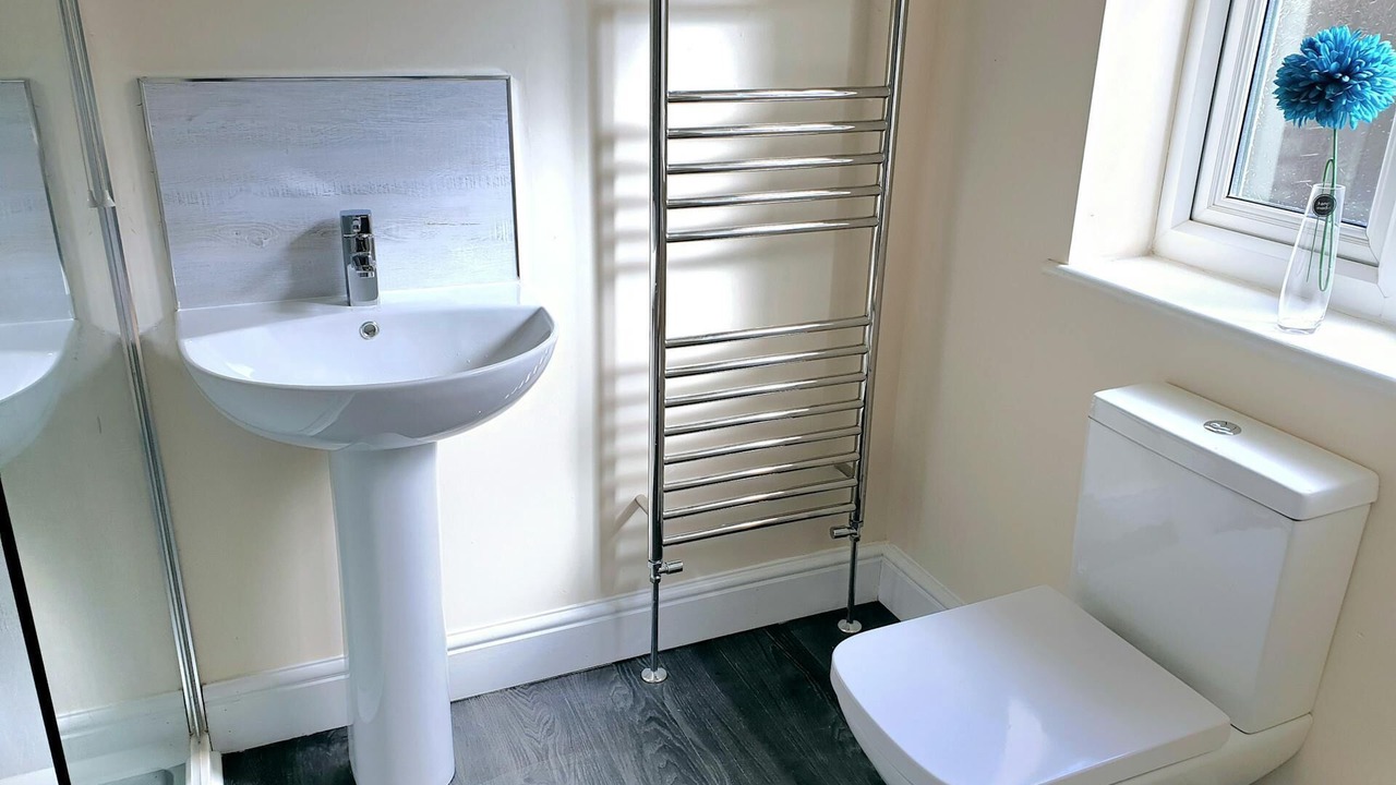 Photo of Bathroom in Tan-y-groes