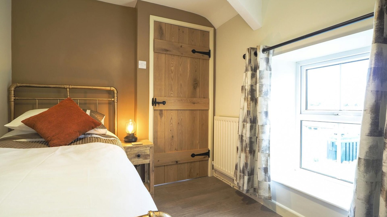 Photo of Others in Dihewid